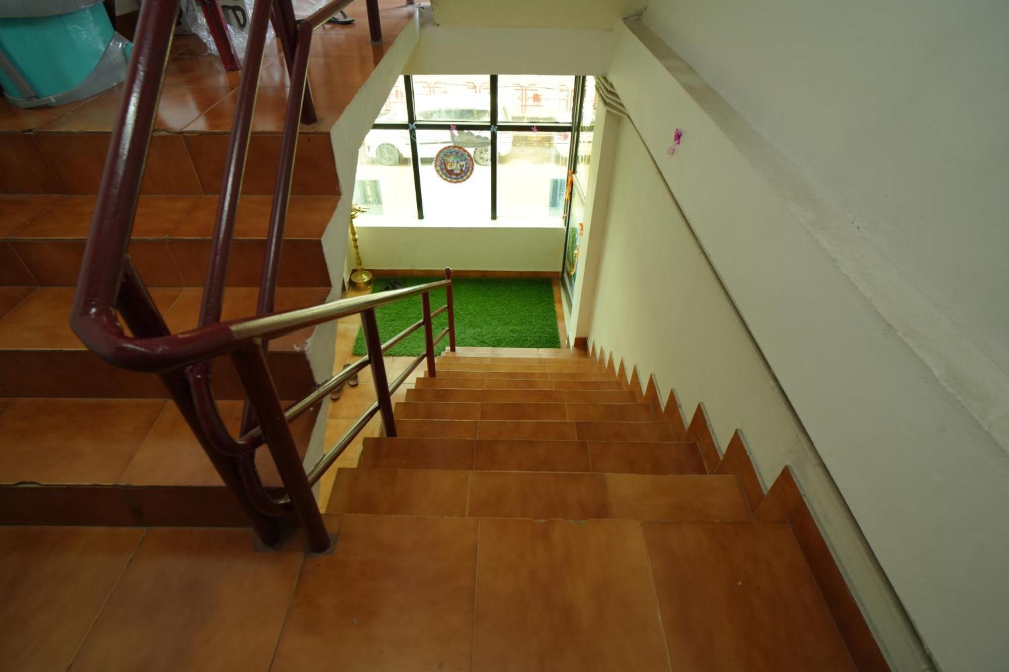 Отель Port View Residency Pvr Недумбассери Экстерьер фото